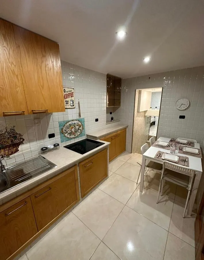 شقة نابولي  في Portapiccola House 0*,  إيطاليا