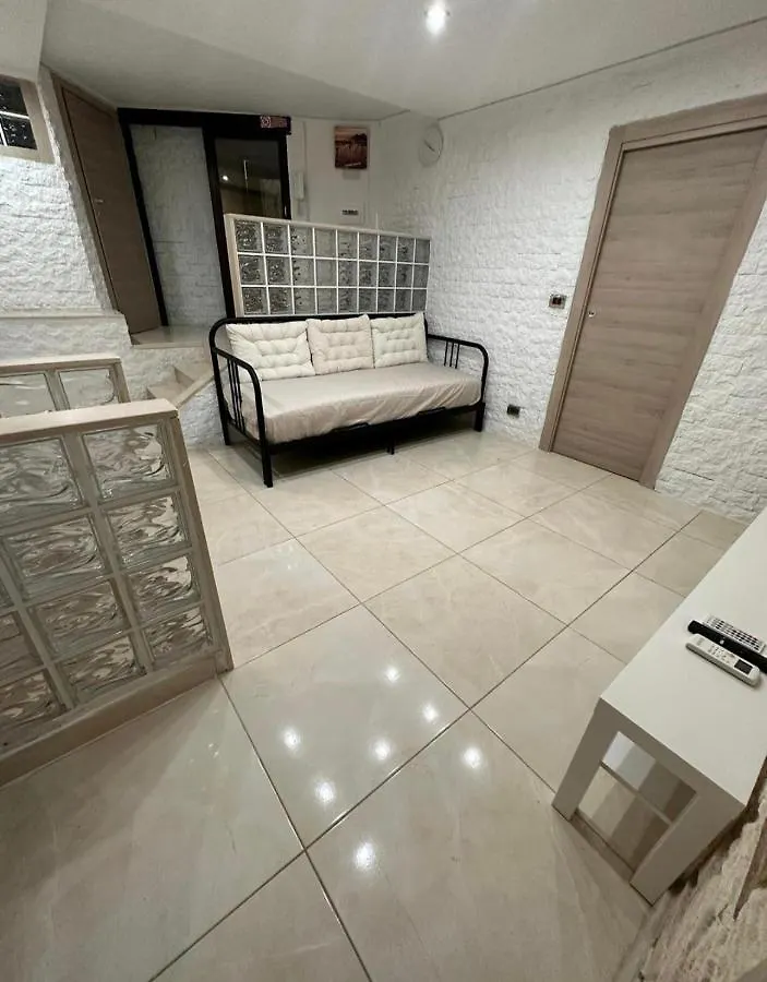 شقة نابولي  في Portapiccola House