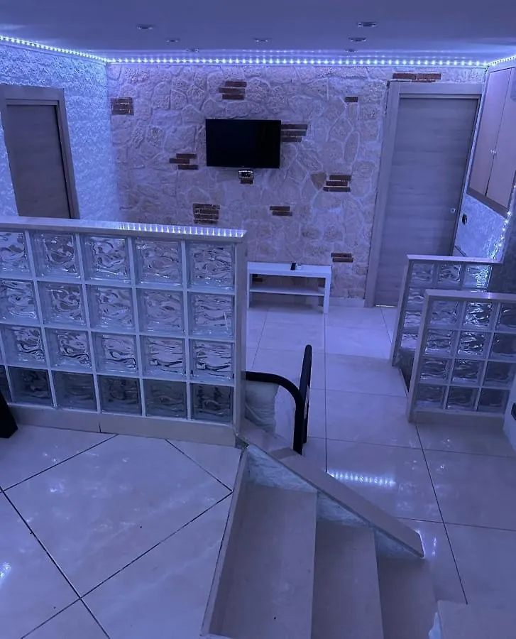 شقة نابولي  في Portapiccola House 0*,