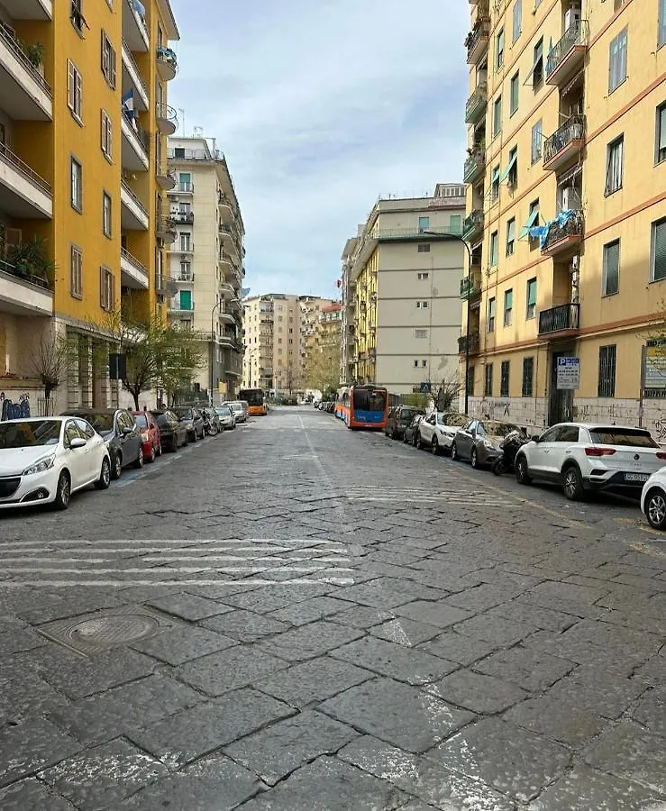 شقة نابولي  في Portapiccola House إيطاليا